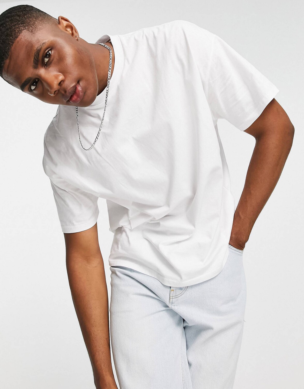 

Белая футболка оверсайз с круглым вырезом ASOS DESIGN, Белый
