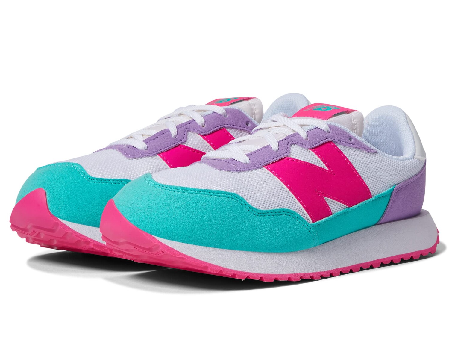 

Кроссовки New Balance Kids, 237