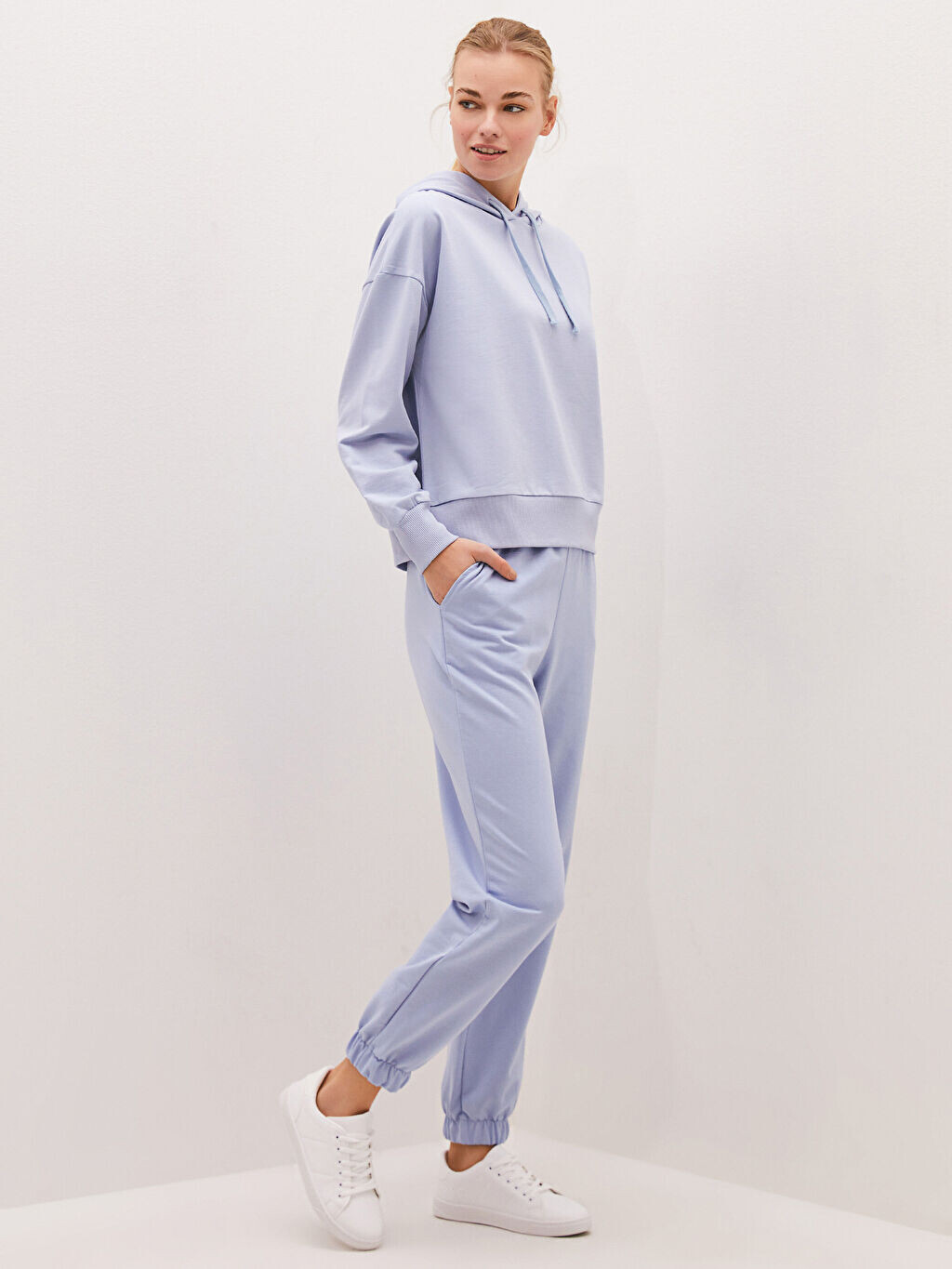 

Однотонная толстовка с капюшоном LCW Casual