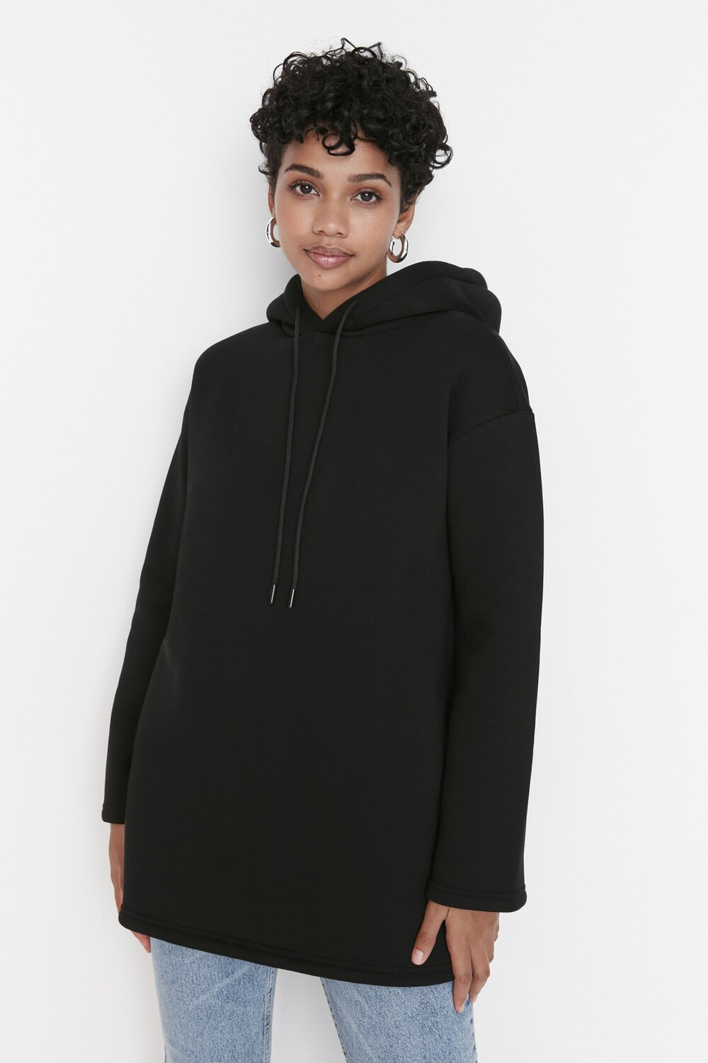 

Черный вязаный свитшот с капюшоном и нечеткой изнанкой Trendyol Modest