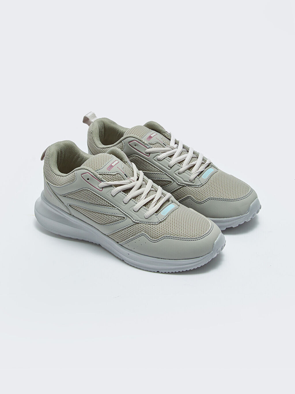 

Женские кроссовки Active на шнуровке LCW Steps