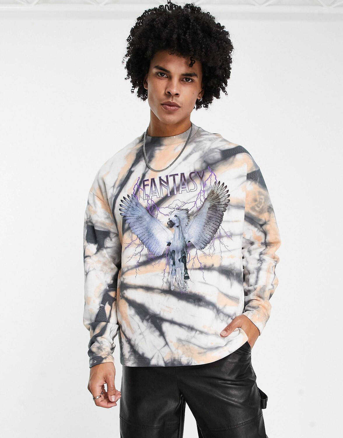 

Толстовка оверсайз с принтом тай-дай и гранжем ASOS DESIGN, Серый