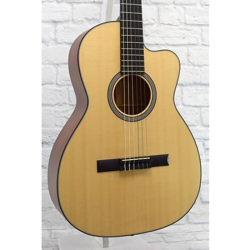 

Martin 000C12-16E Классическая/нейлоновая гитара