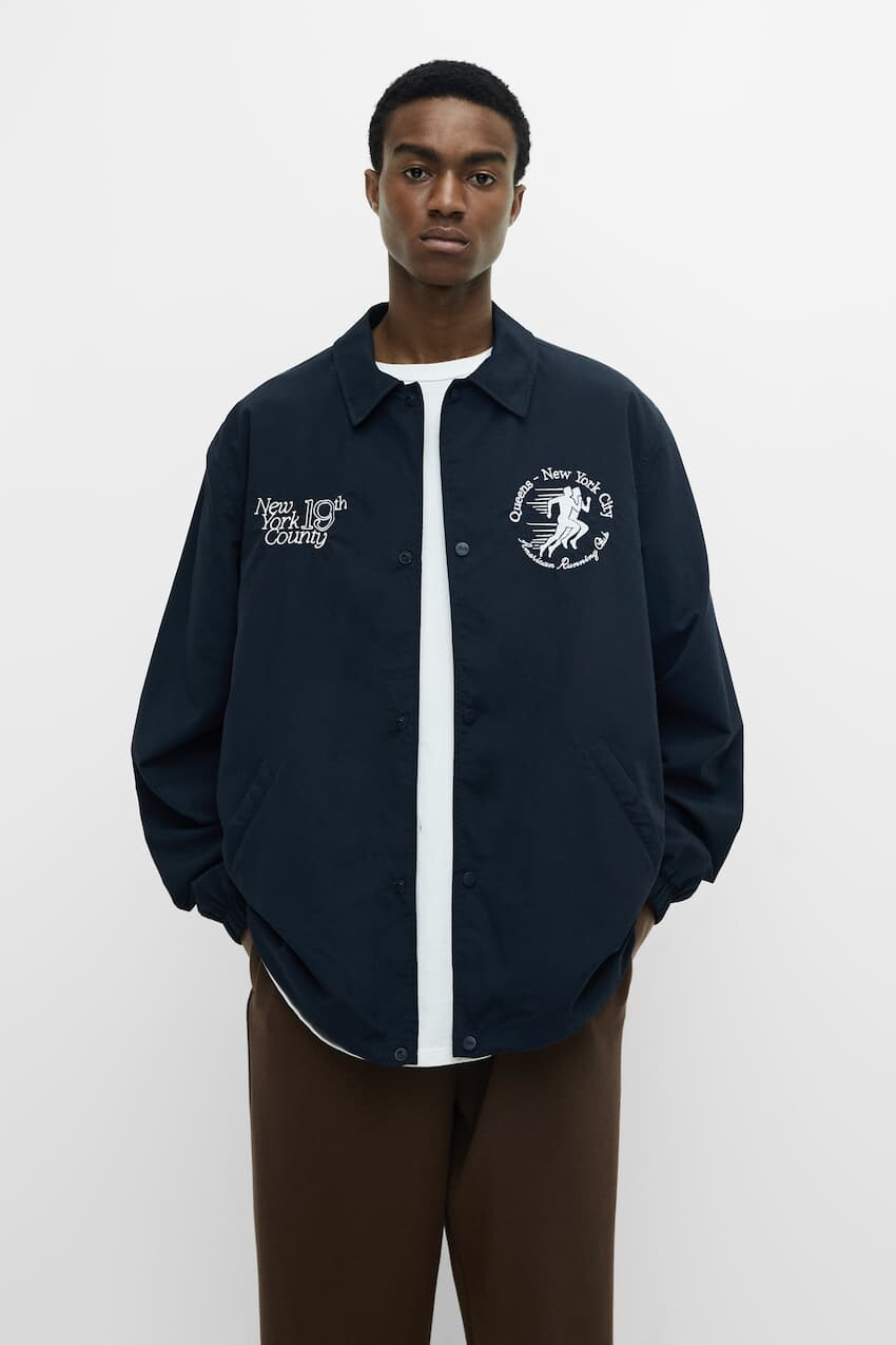 

Легкая куртка Pull&Bear, военно-морской