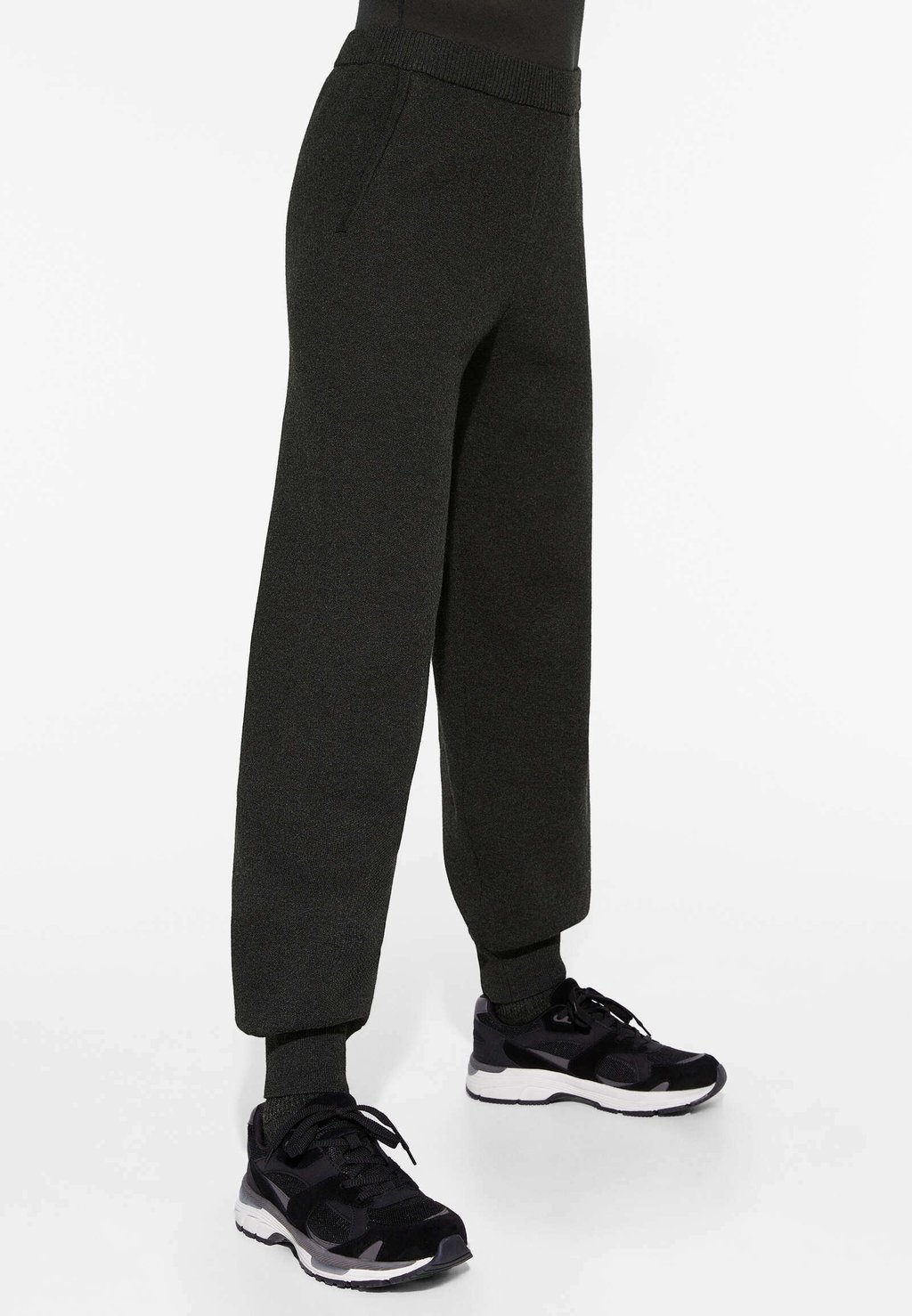 Спортивные брюки Knit Jogger OYSHO, черный