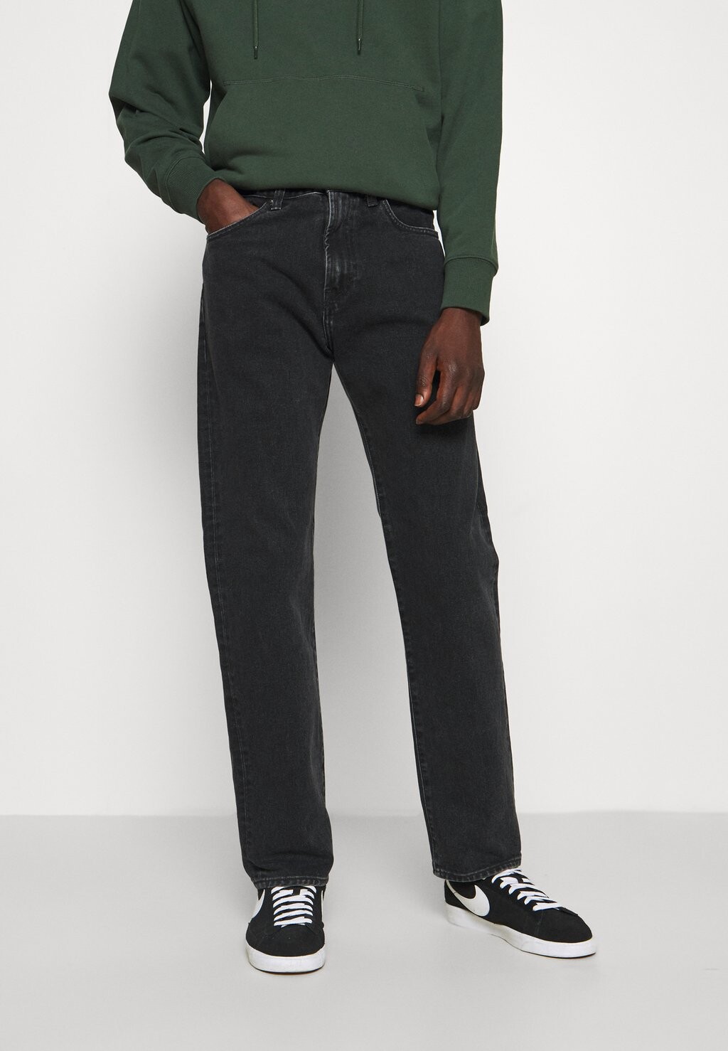 

Джинсы прямого кроя Carhartt WIP