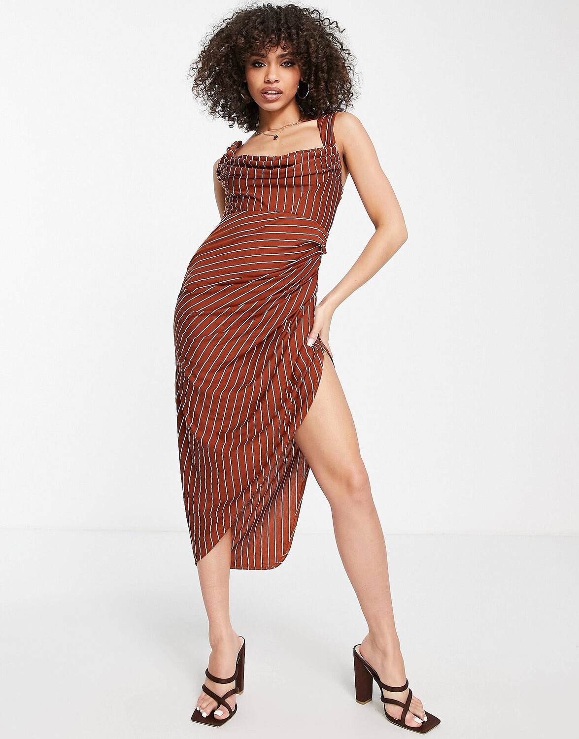 

Платье миди с корсетом из льняной драпировки и полосатым принтом ASOS DESIGN ASOS DESIGN