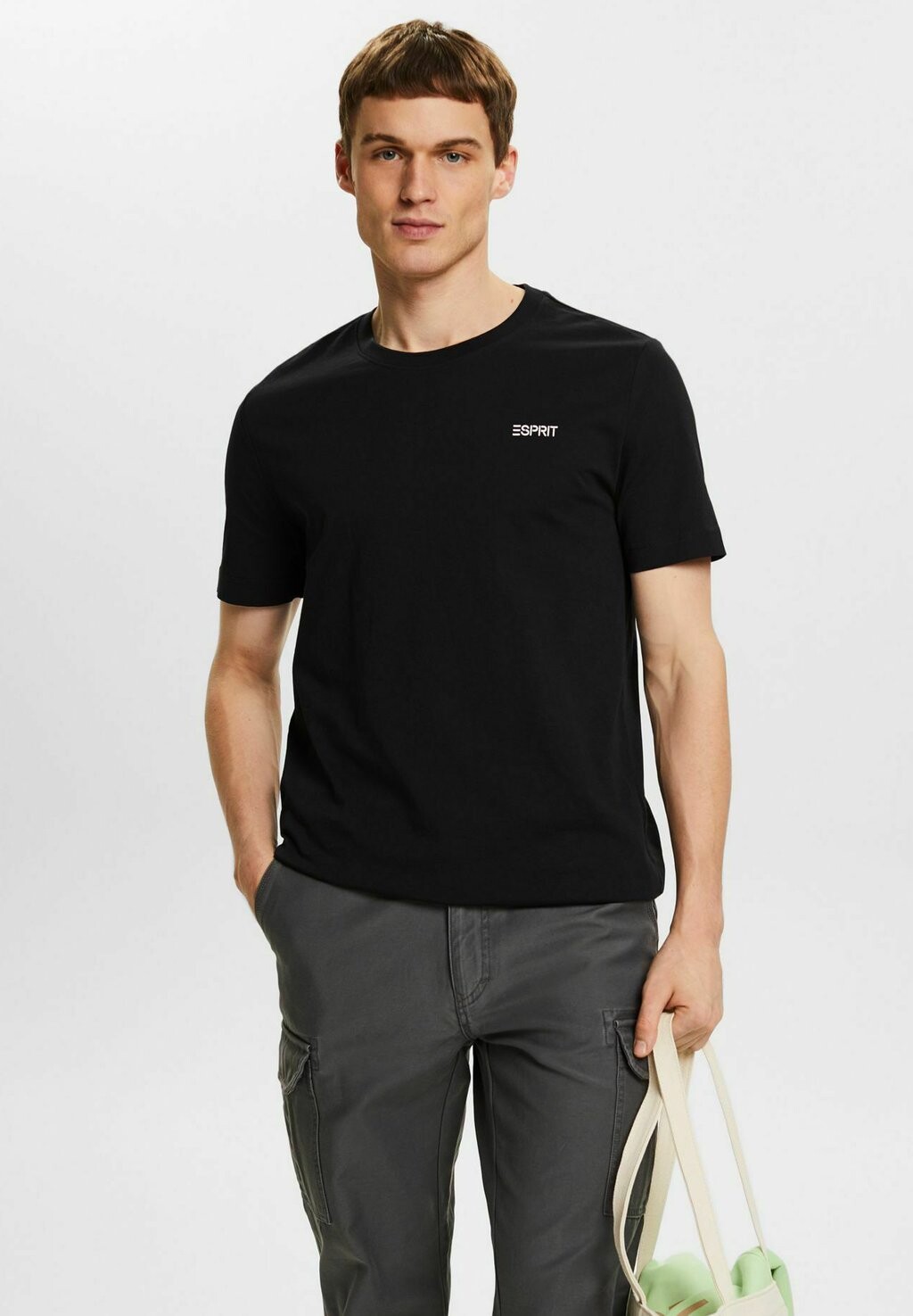 

Футболка базовая Esprit, цвет black