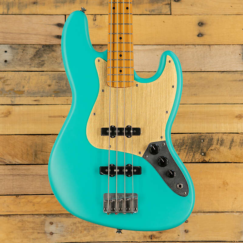 

Squier 40th Anniversary Vintage Edition Jazz Bass 2022 - Satin Sea Foam Green - 8lbs 14.6oz!