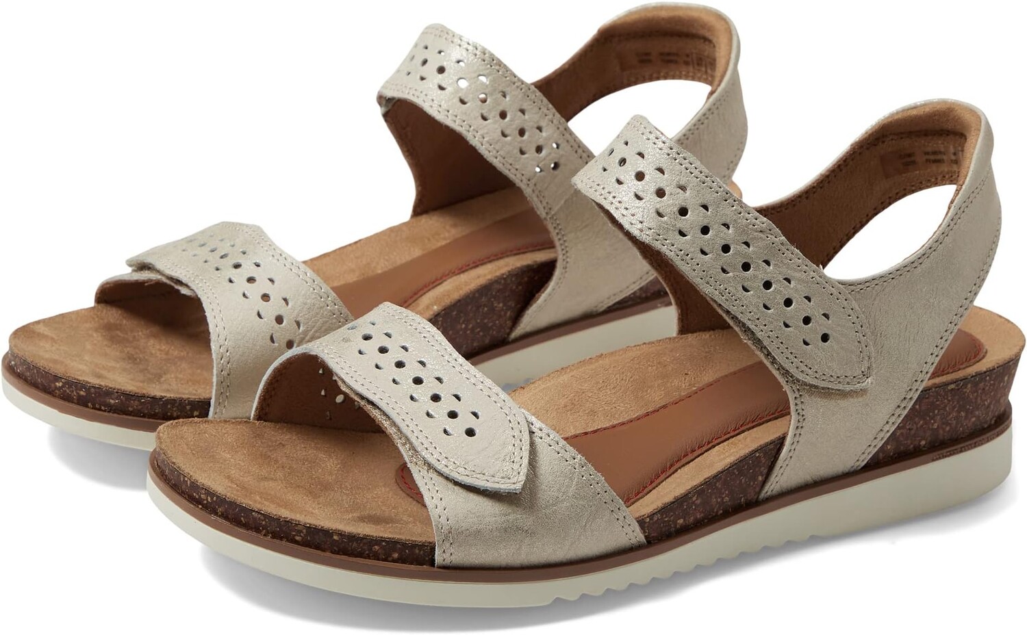 

Сандалии на плоской подошве May Wave Strap Cobb Hill, цвет White Mettalic Leather
