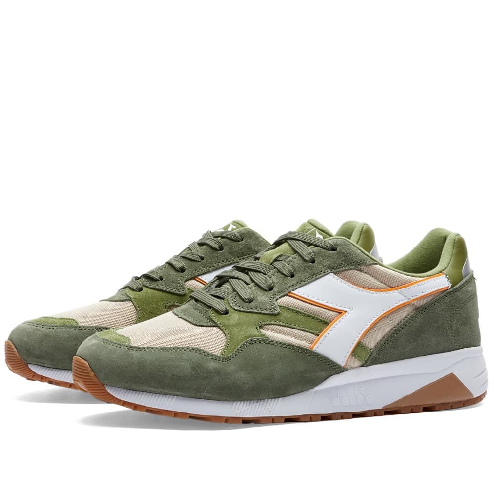 

Кроссовки Diadora N902