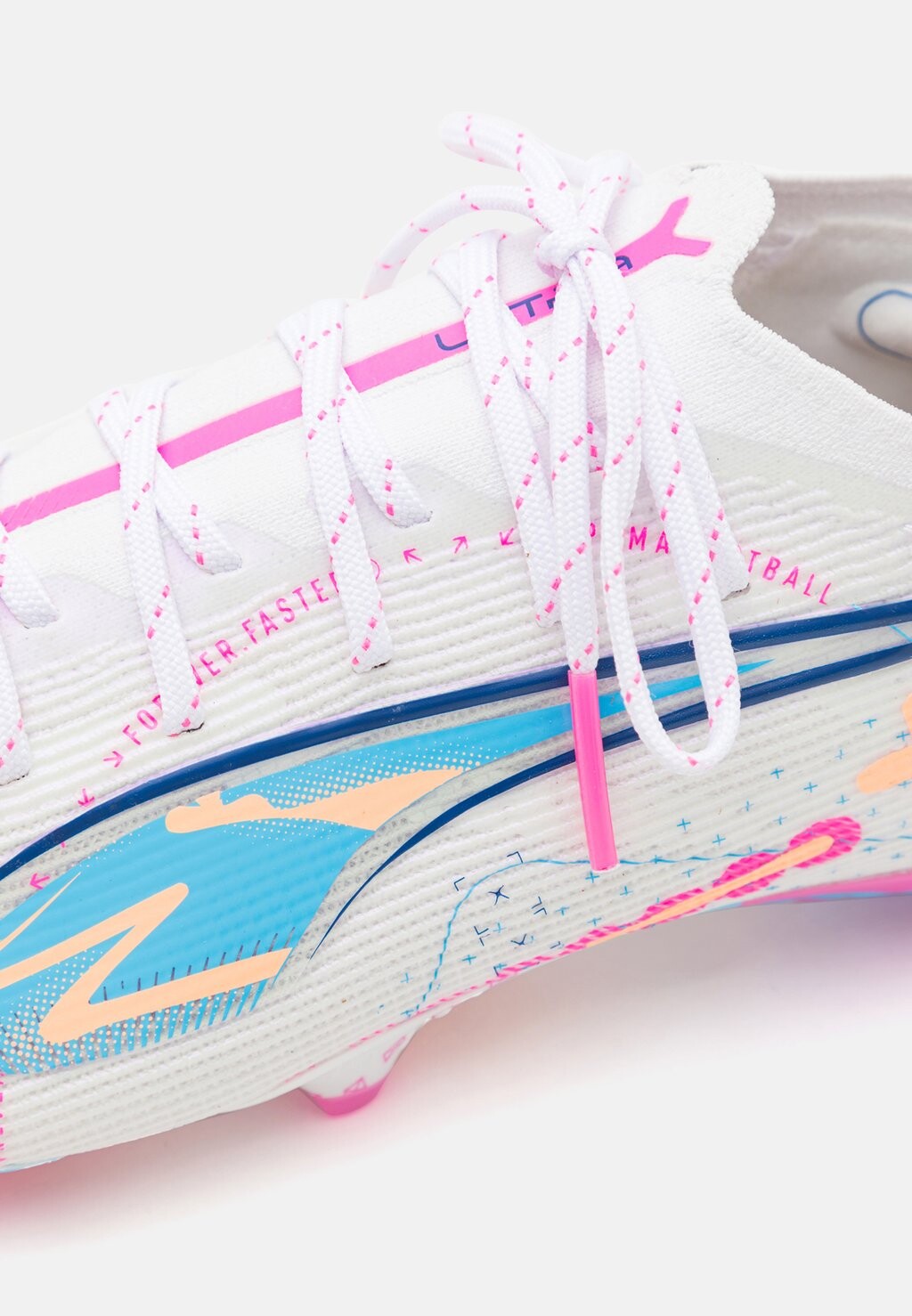 

Бутсы ULTRA 5 ULTIMATE UP FG Puma, белый