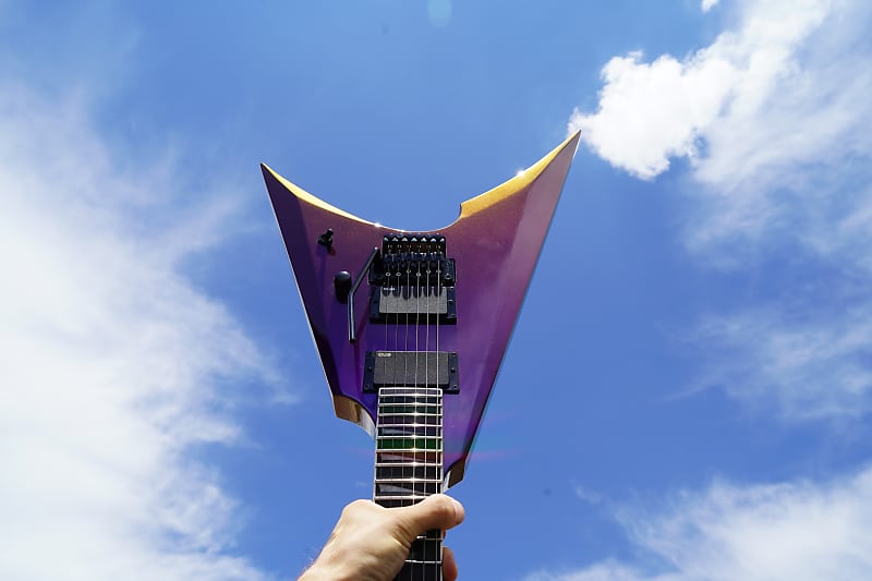 Электрогитара ESP LTD DELUXE SERIES ARROW-1000 Violet Andromeda 6-String Electric Guitar