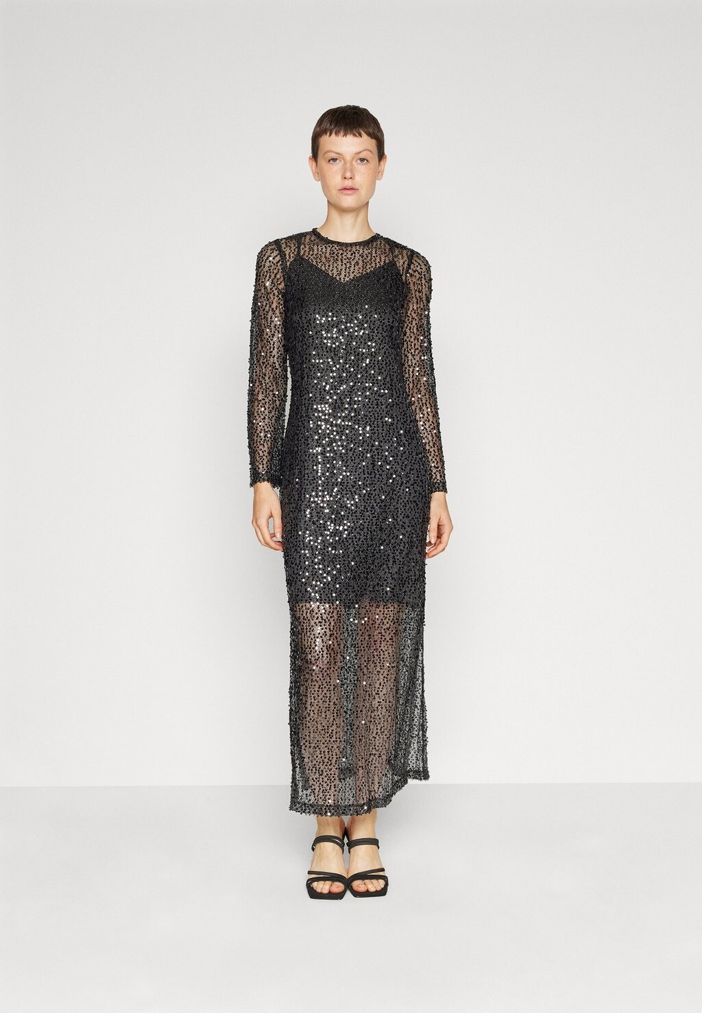 

Элегантное платье Vidance Dress VILA, черный