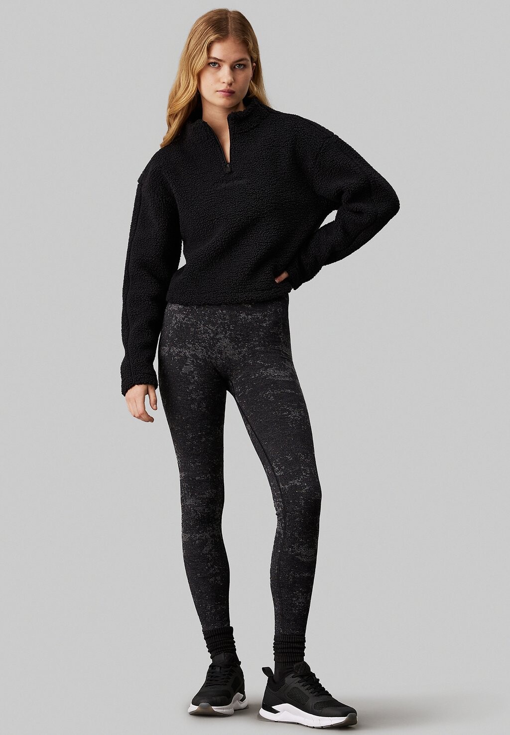 

Флисовый свитер SHERPA Calvin Klein, черный