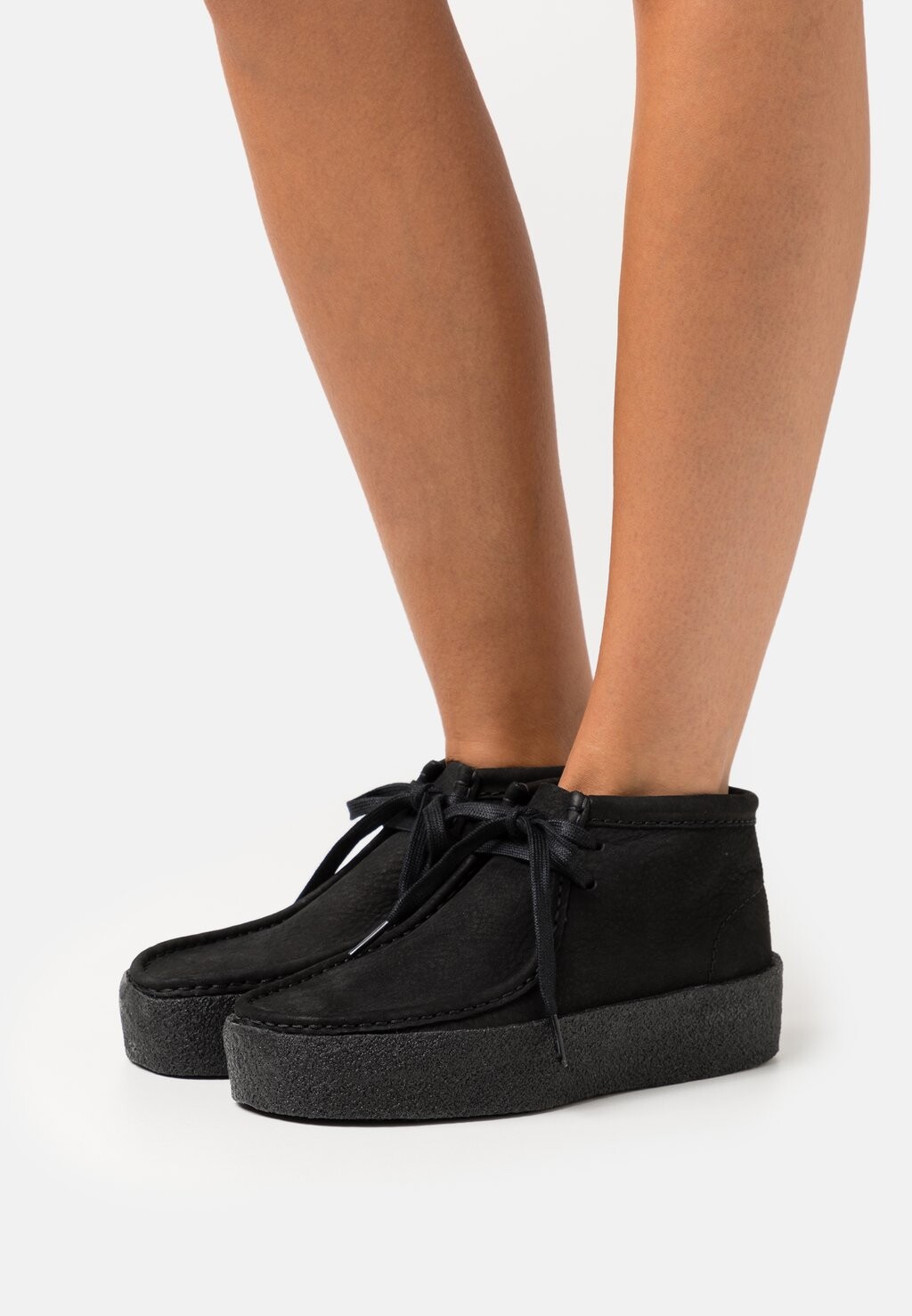 

Кроссовки Clarks Originals, черный