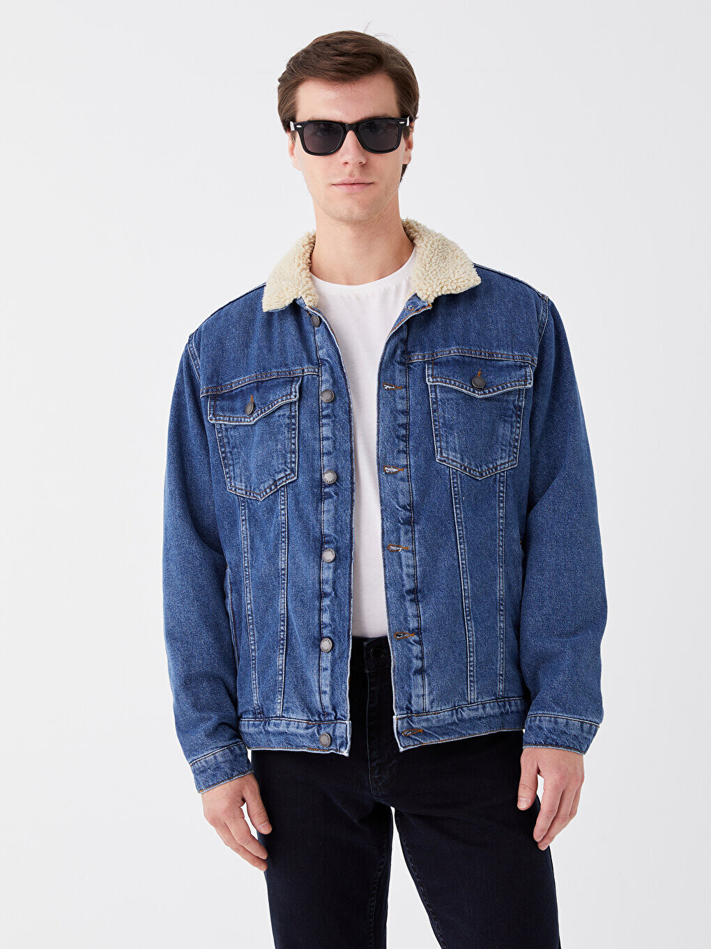 

Мужская джинсовая куртка стандартного кроя LCW Jeans, среднее индиго родео