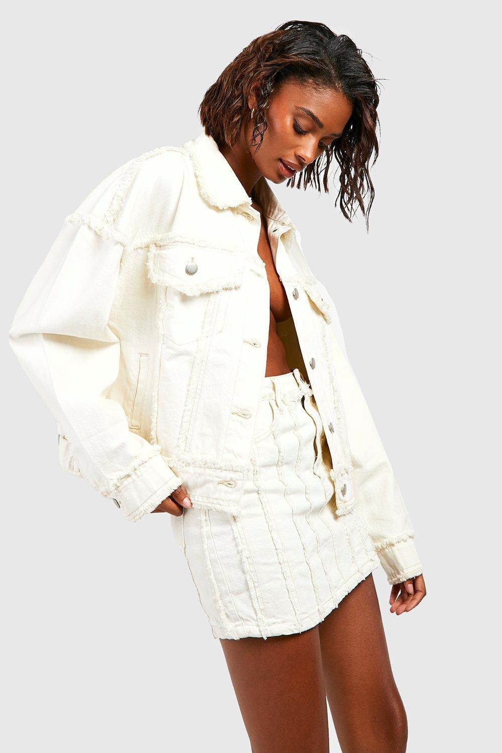 

Мини-юбка из денима с потертыми швами Boohoo, экру