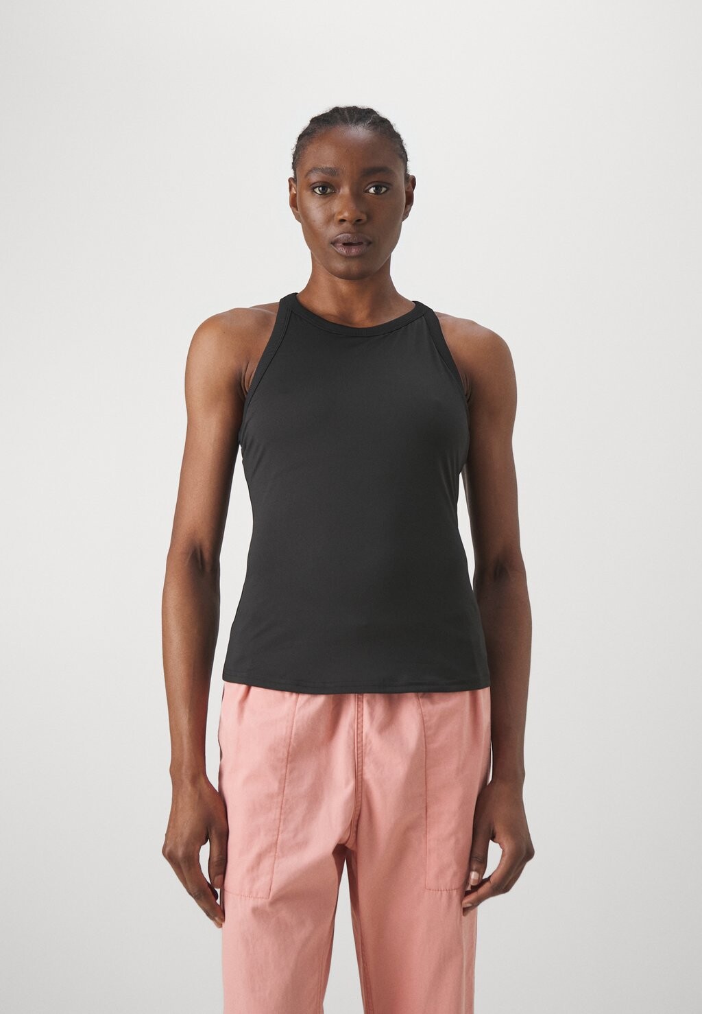 

Топ BOUNDLESS TREK SUPPORT TANK Columbia, цвет black