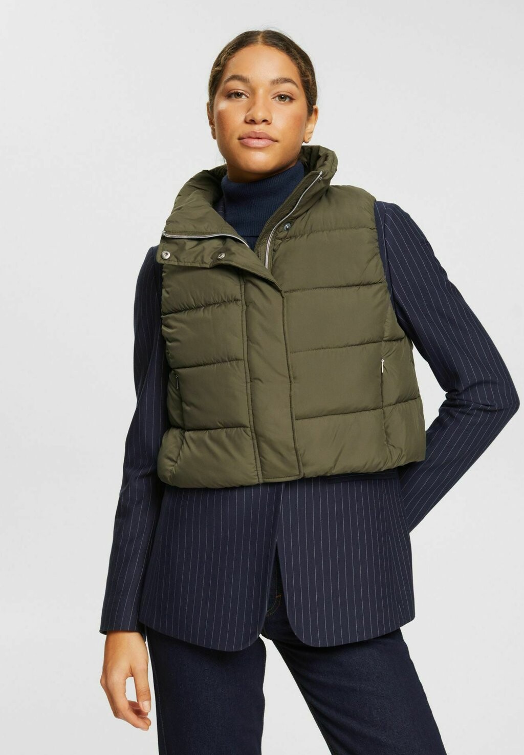 

Жилет Esprit