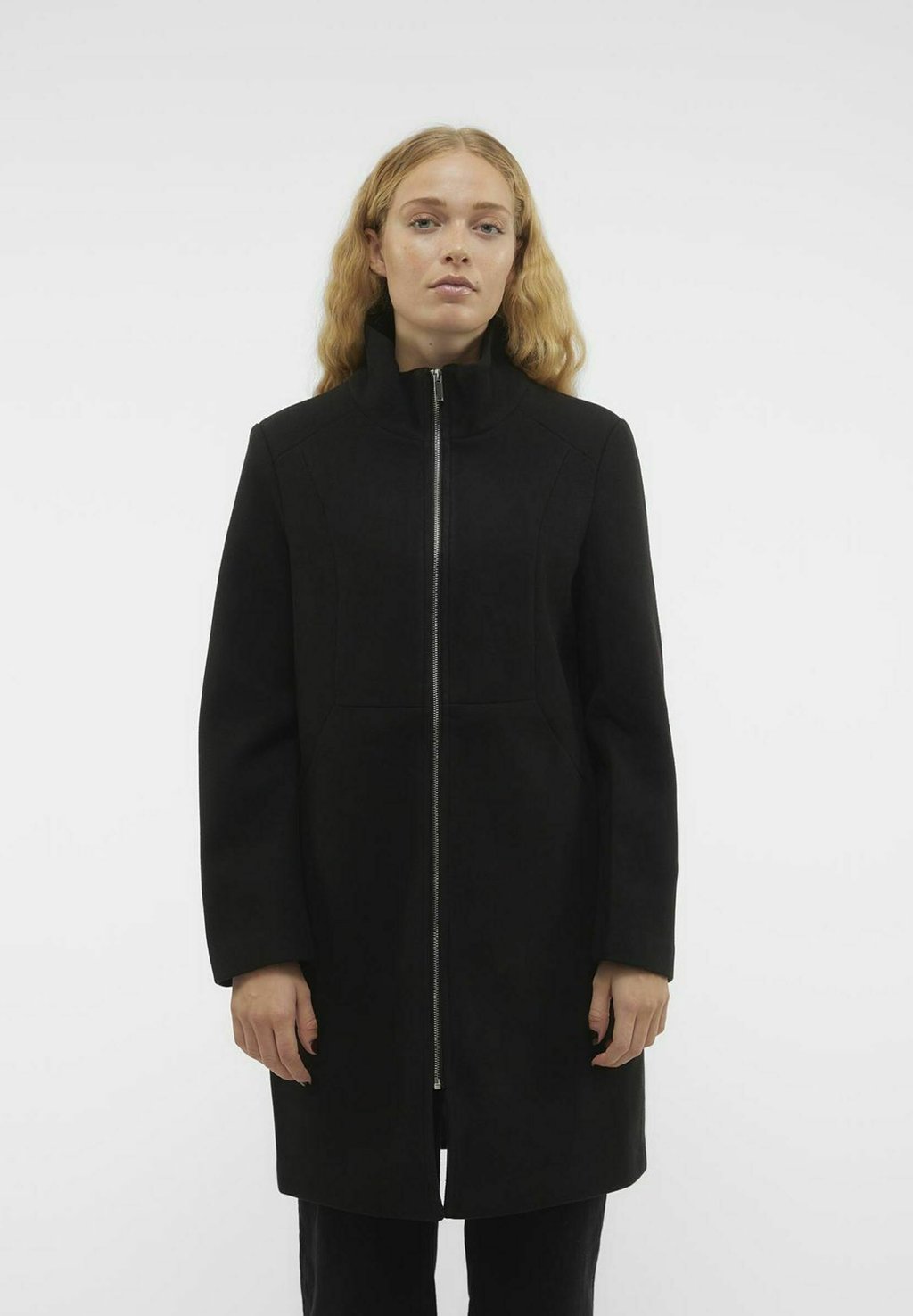 цена Классическое пальто Vero Moda, черный