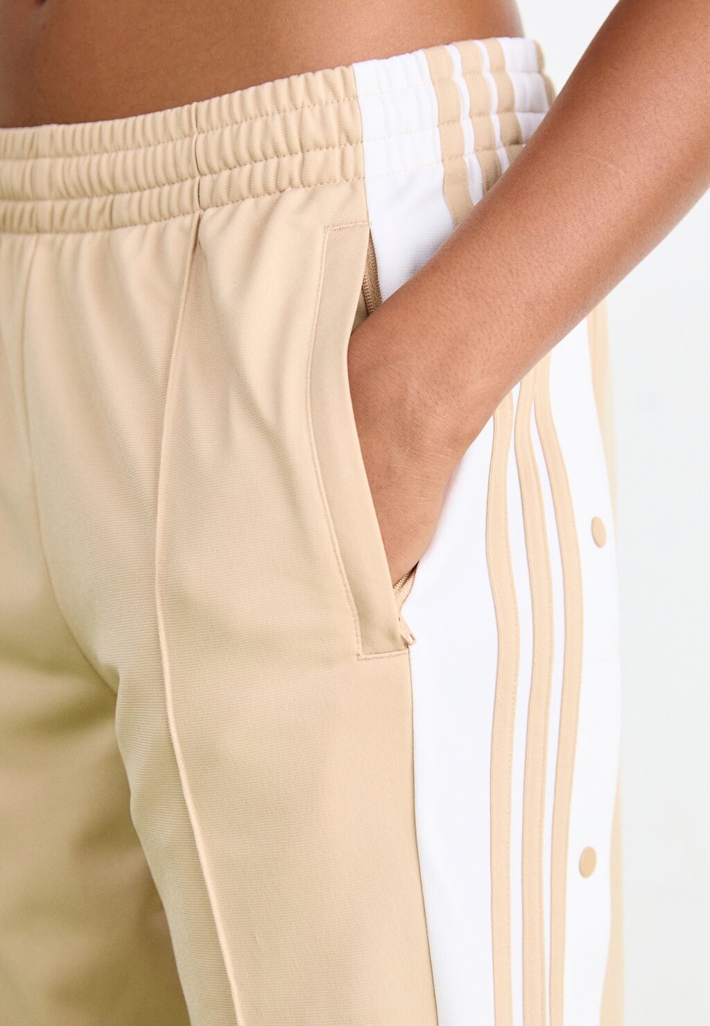 

Спортивные штаны Adibreak adidas Originals, бежевый