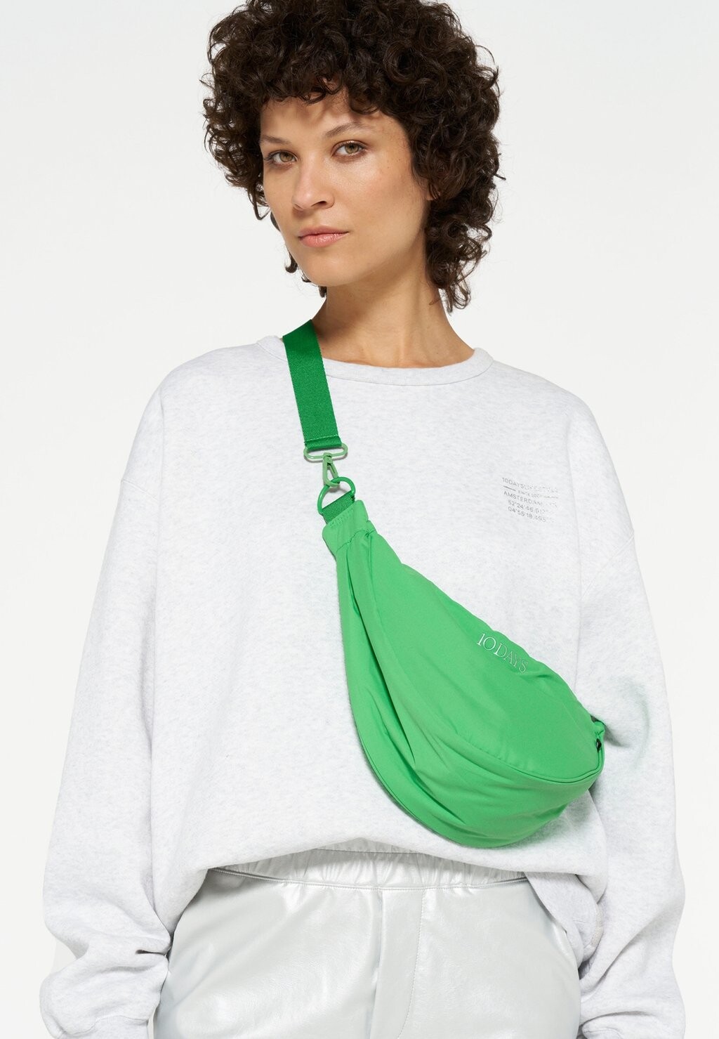 

Сумка через плечо MOON 10DAYS, цвет apple green