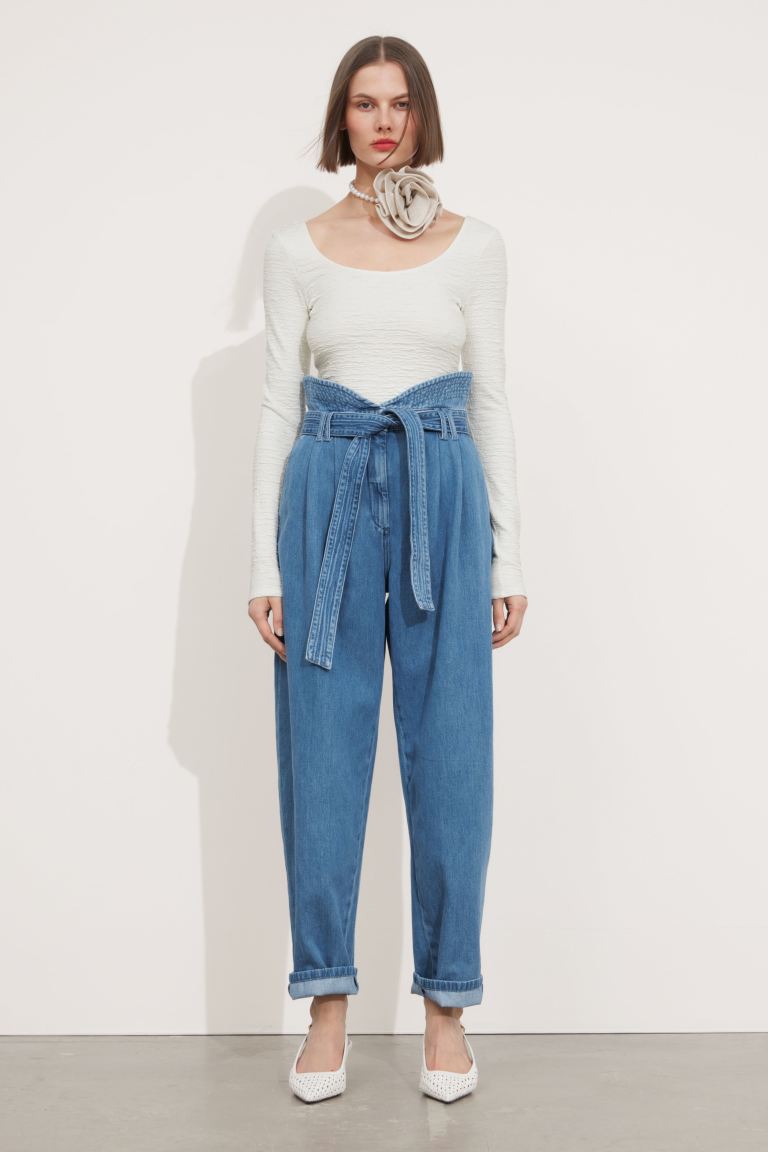 Широкие джинсы из бумажного пакета и другие истории H&M, синий