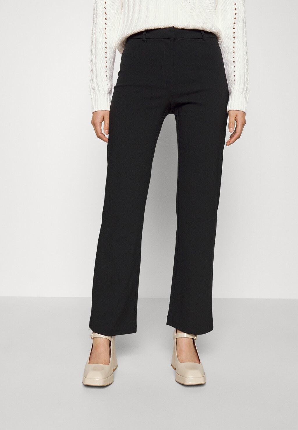 

Брюки Vero Moda, черный
