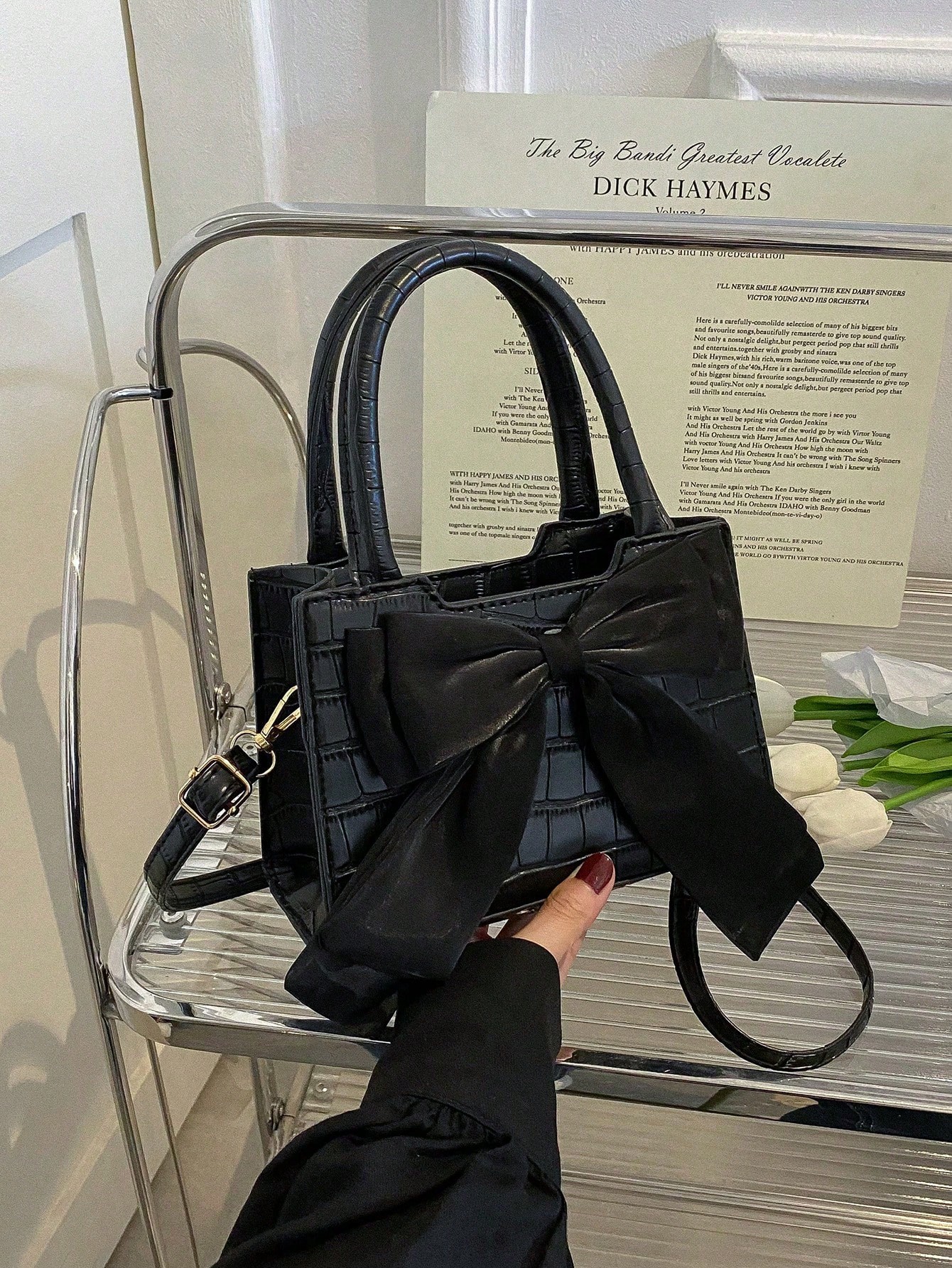 Квадратная сумка с двойной ручкой и мини-бантом, черный квадратная сумка с двойной ручкой и мини бантом бежевый