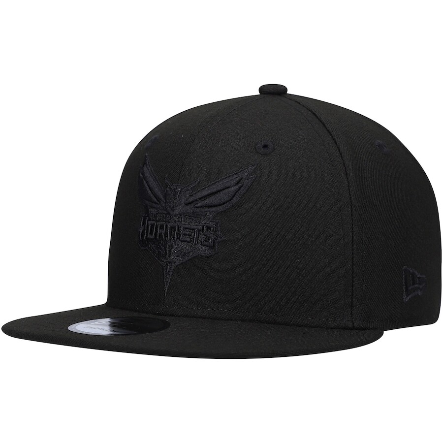 

Бейсболка New Era Charlotte Hornets