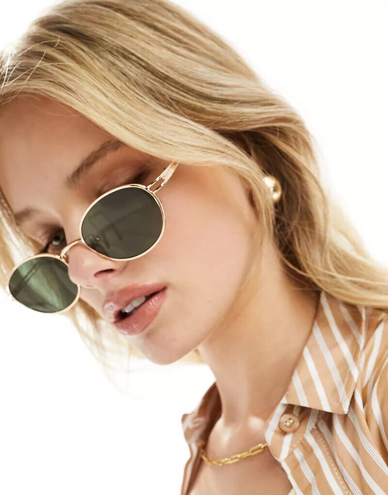 

Овальные солнцезащитные очки из металла с золотистым эффектом ASOS Design