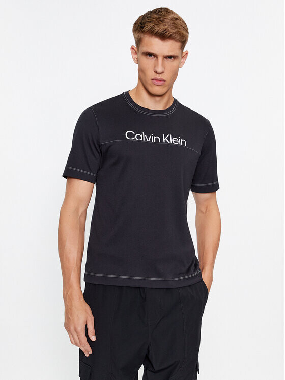 

Футболка стандартного кроя Calvin Klein, черный