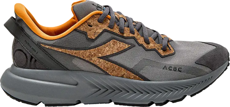 

Кроссовки ACBC x Mythos Blushield Volo 3 'Cork - Paloma Grey', серый