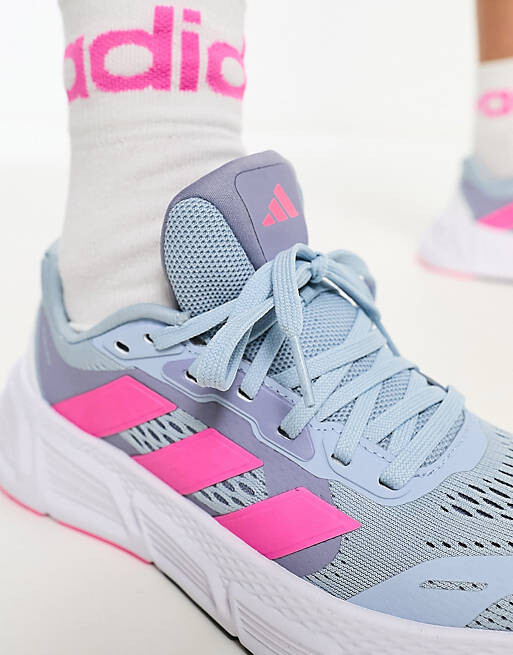 

Синие и розовые кроссовки adidas Running Questar 2