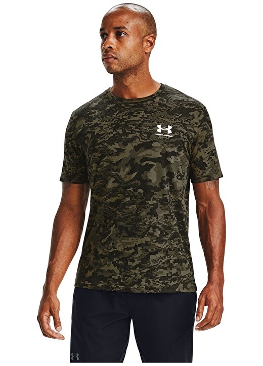 

Черно-белая мужская футболка Under Armour, Черный
