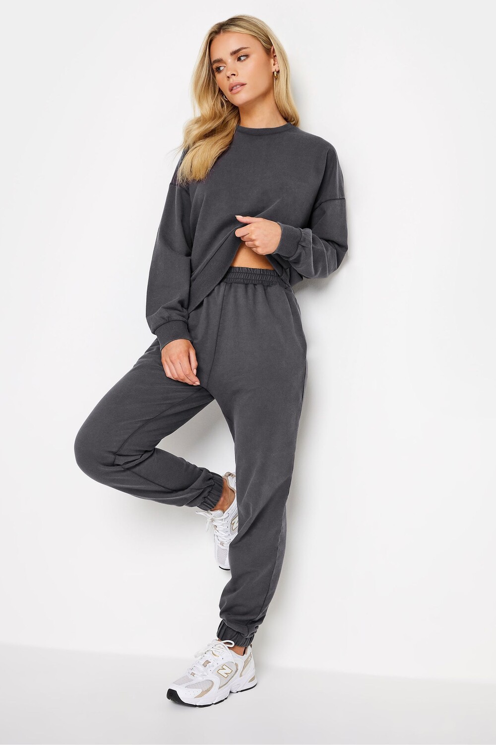 

Джоггеры с кислотной стиркой Pixiegirl Petite, серый