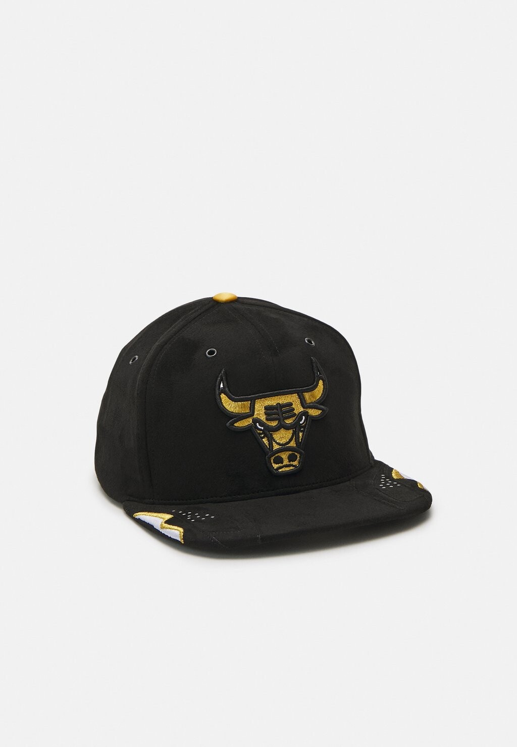 

Бейсболка NBA CHICAGO BULLS DAY SNAPBACK Mitchell & Ness, цвет black/gold