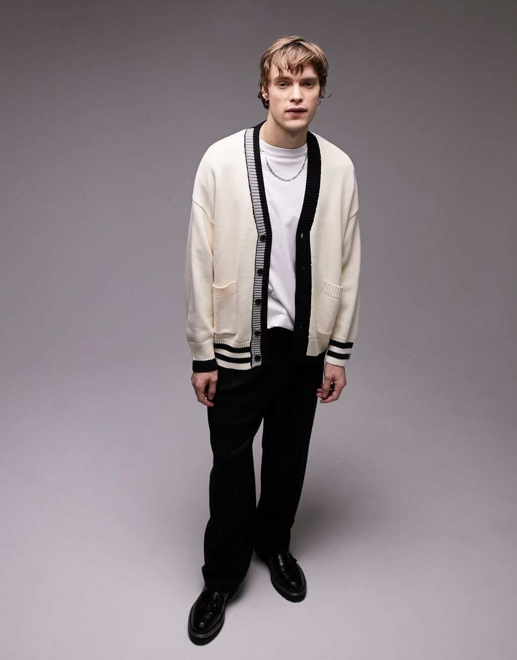 

Бежевый кардиган оверсайз для студентов Topman