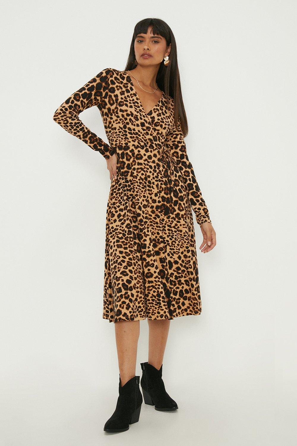 Леопардовое платье миди с запахом Dorothy Perkins, мультиколор платье миди с запахом длинные рукава 52 черный