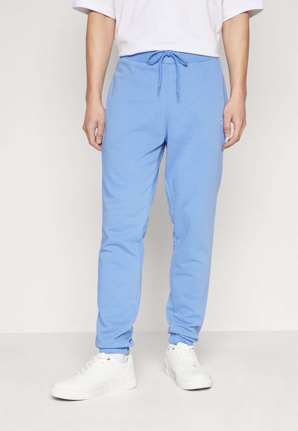 

Спортивные брюки Essentials Slim Jogger New Era, синий