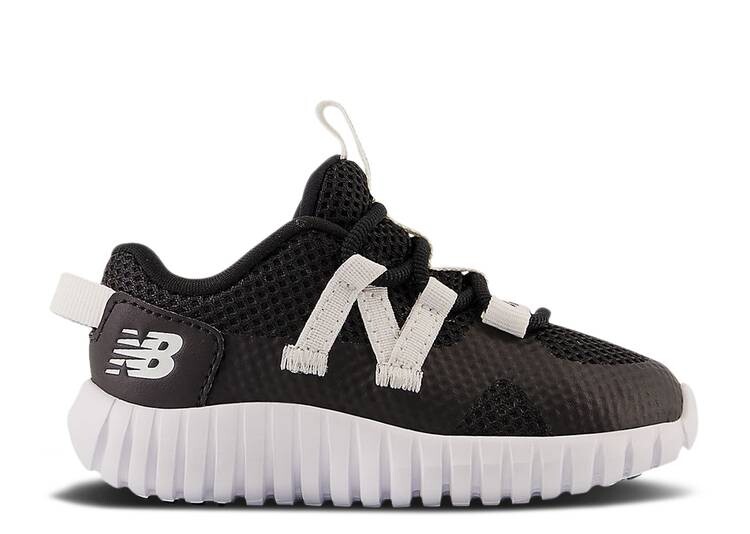

Кроссовки New Balance PLAYGRUV V2 BUNGEE TODDLER WIDE 'BLACK WHITE', черный