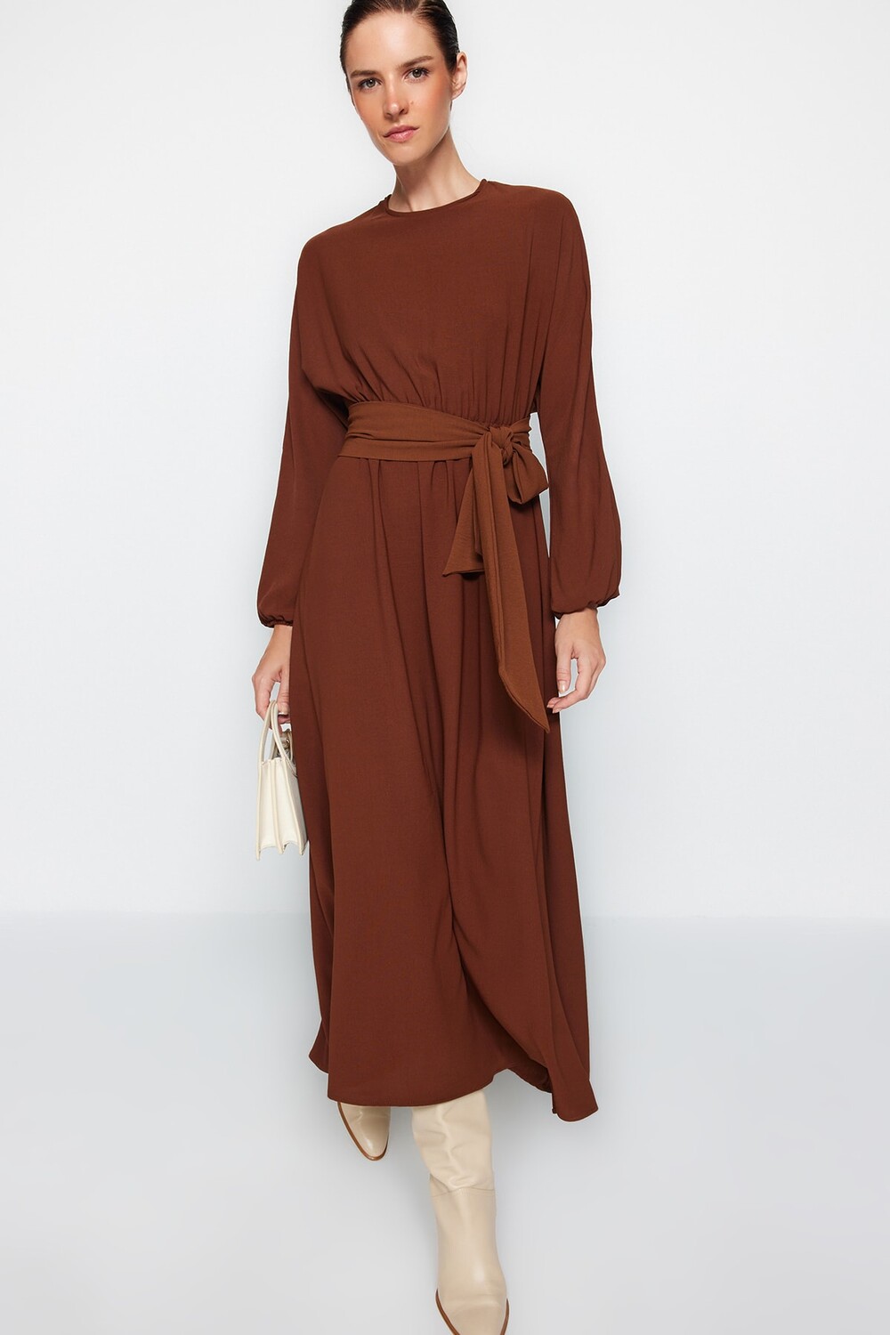 

Платье - Коричневое - Скейтер Trendyol Modest, коричневый