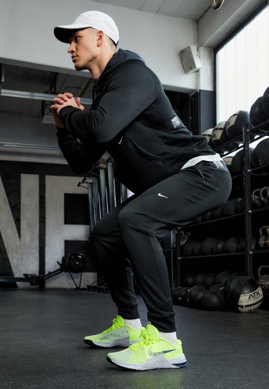 

Спортивные брюки Nike