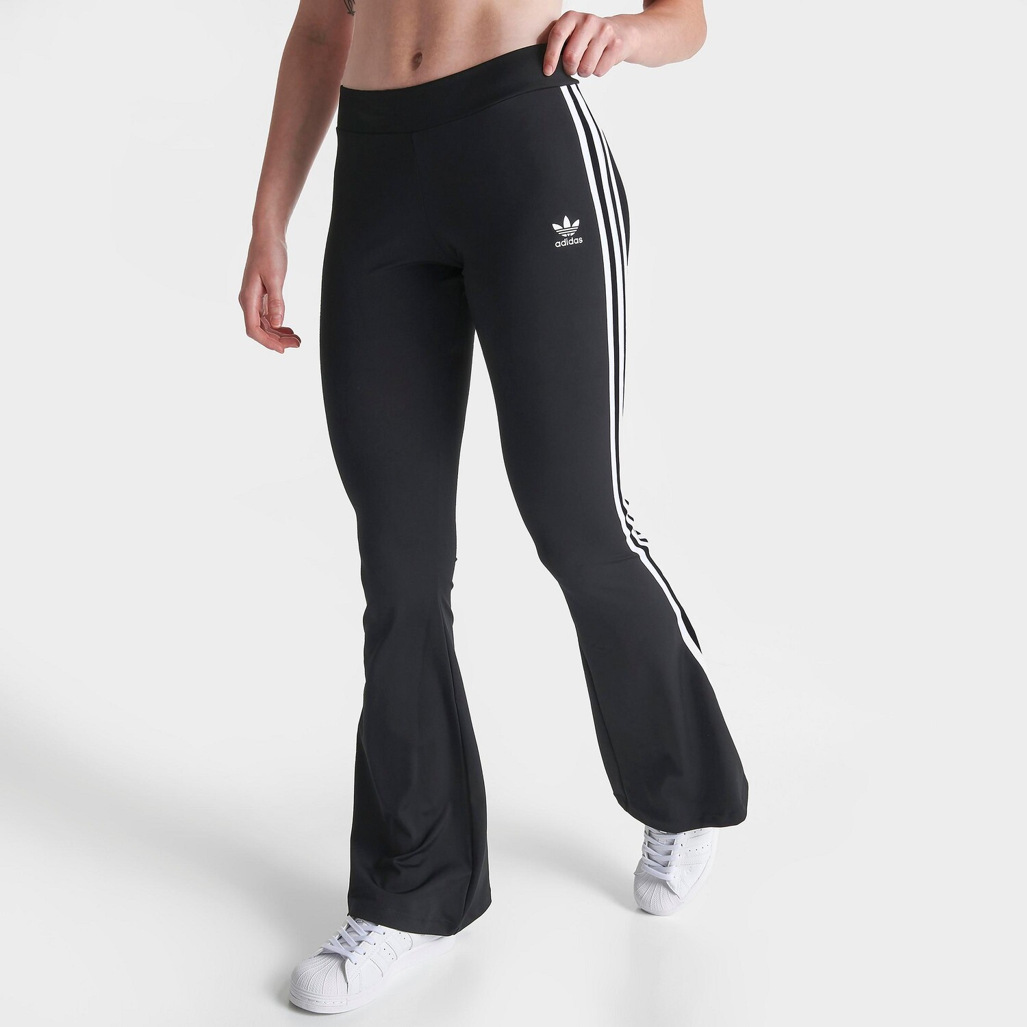 

Женские расклешенные леггинсы adidas Originals adicolor Classics, черный