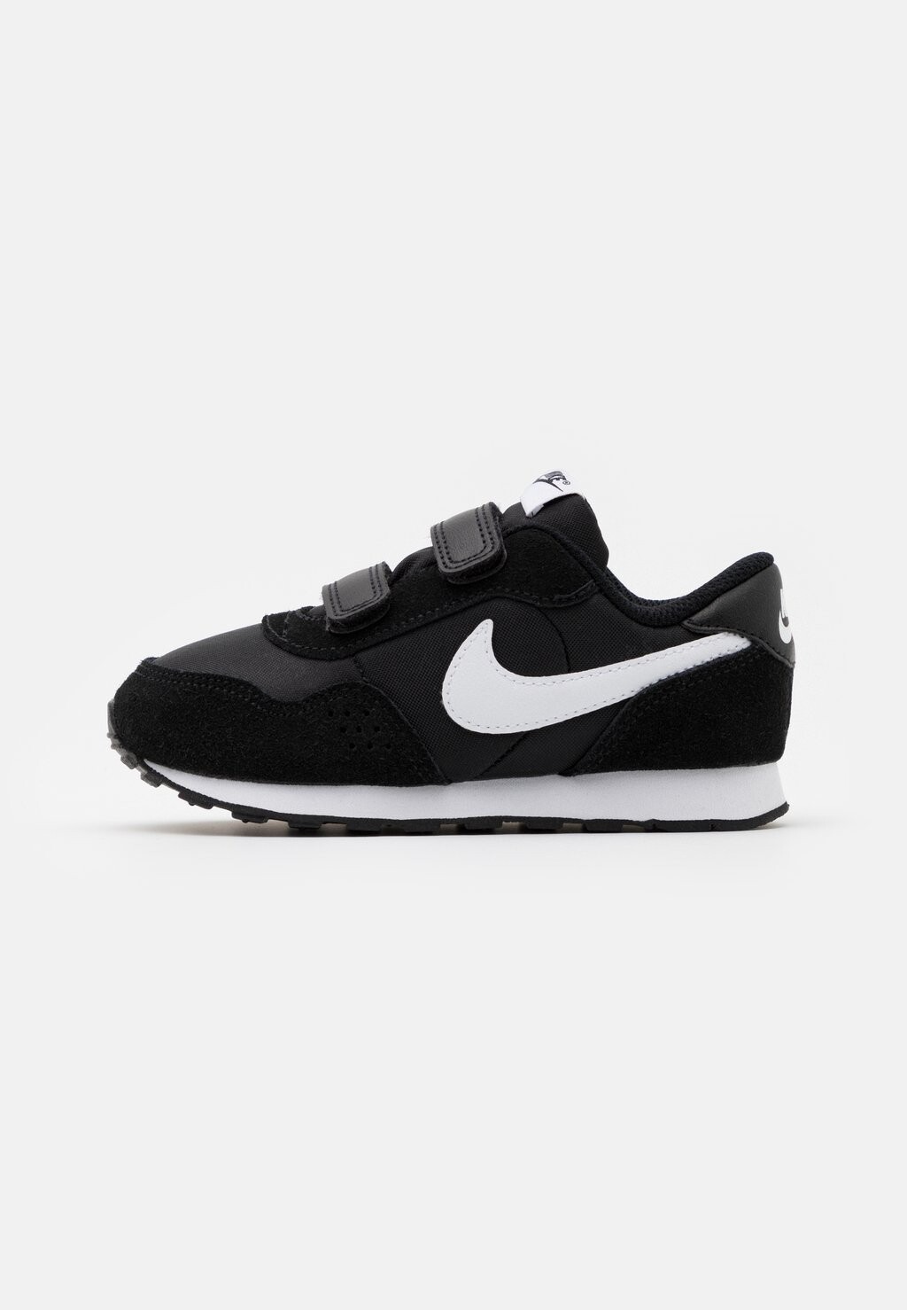 Nike mavrk. Nike низкие. Nike низкие. Кроссовки найк низкие. Кроссовки на тонкой подошве мужские.