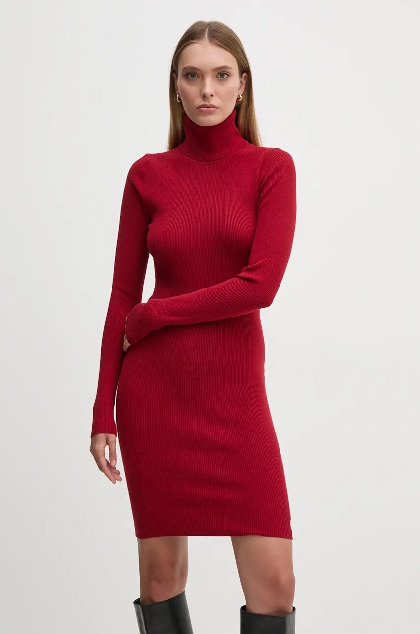 

Платье Calvin Klein Jeans, красный