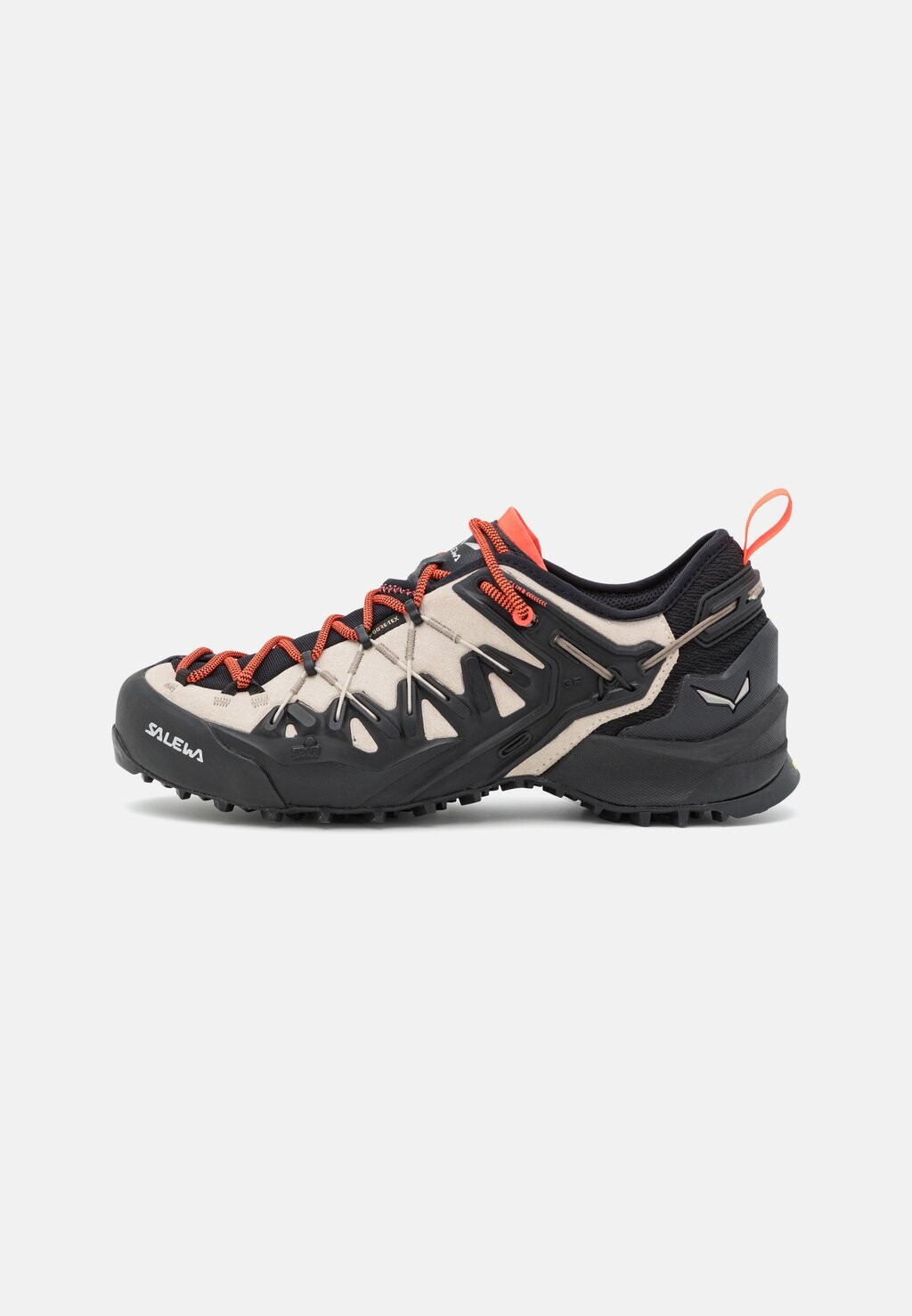 

Ботинки для походов Salewa WS Wildfire Edge GTX, черный/белый