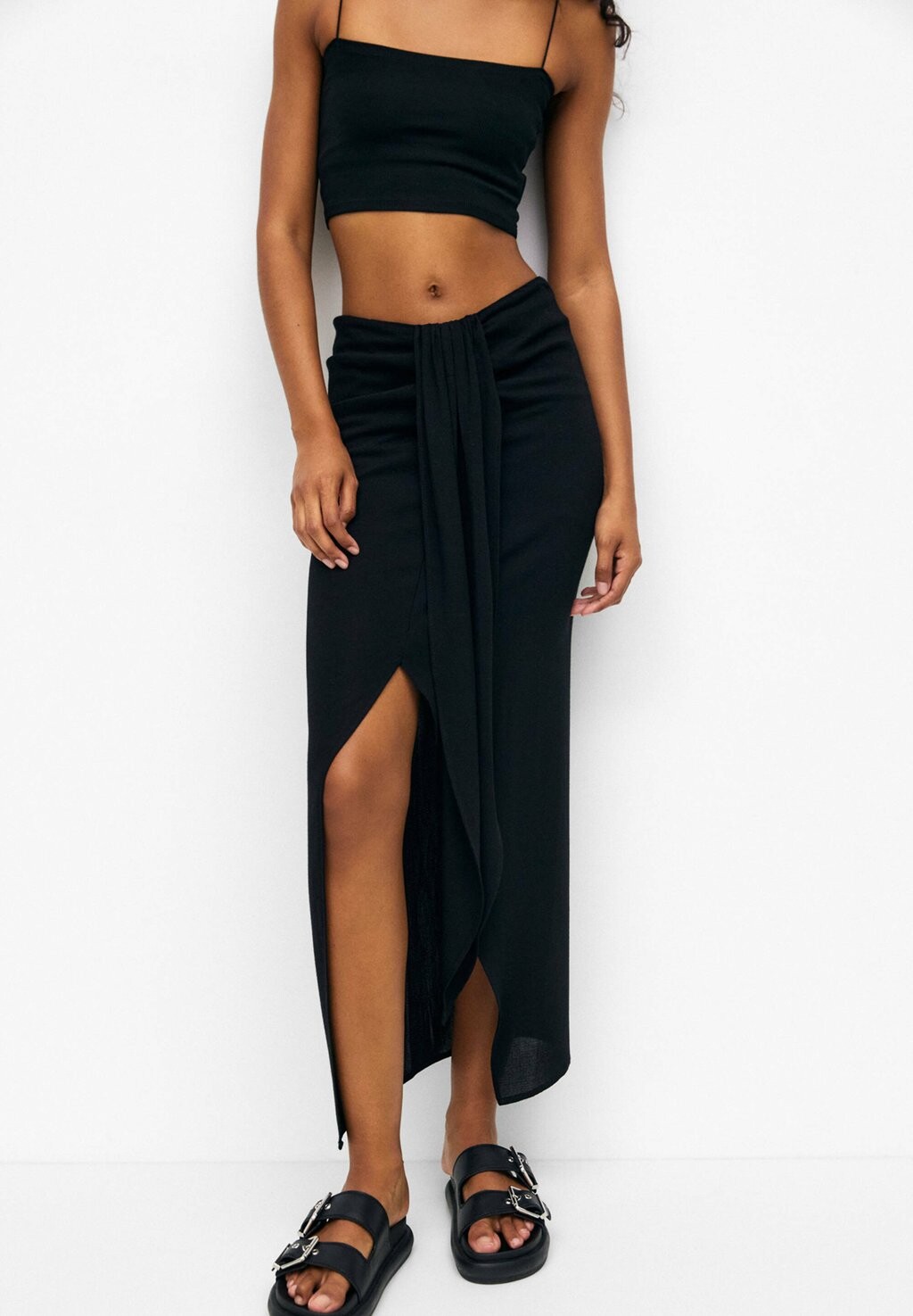 

Длинная юбка PULL&BEAR, черный