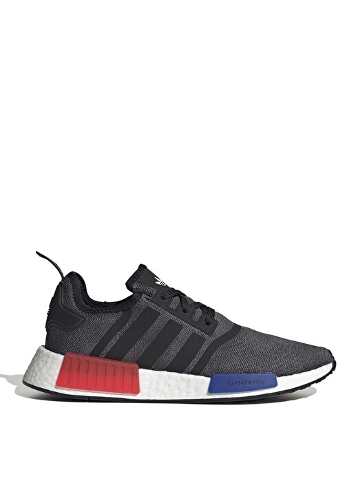 

Черная мужская повседневная обувь Adidas